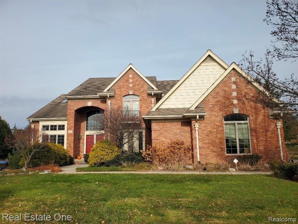 3472 Summit Ridge Drive, Rochester Hills, MI 48306
