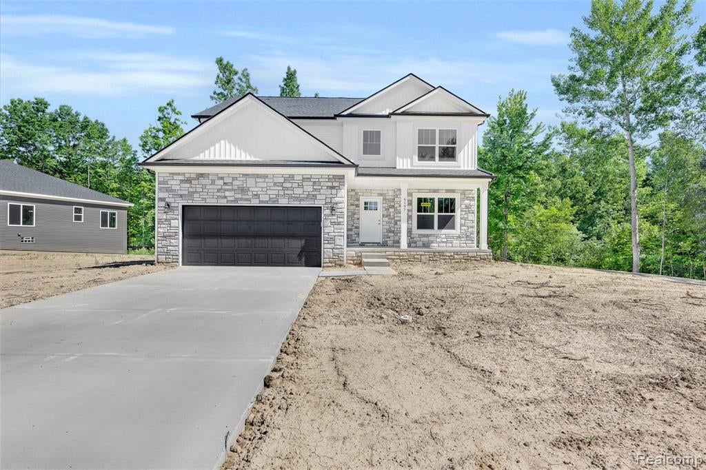 2239 Baltimore Lane — photo
