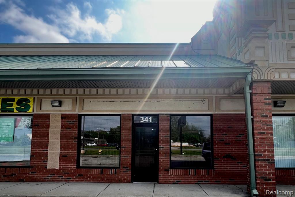 341 Inkster — photo