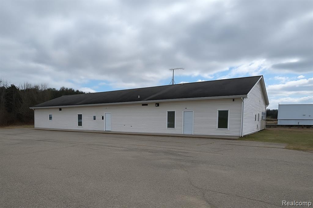1379 Industrial Park Drive — photo