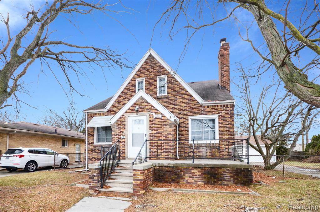15065 Lincoln Avenue — photo