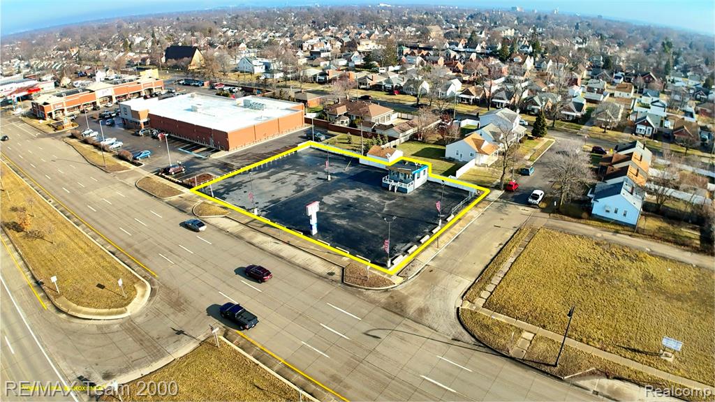 3017 Fort Street — photo