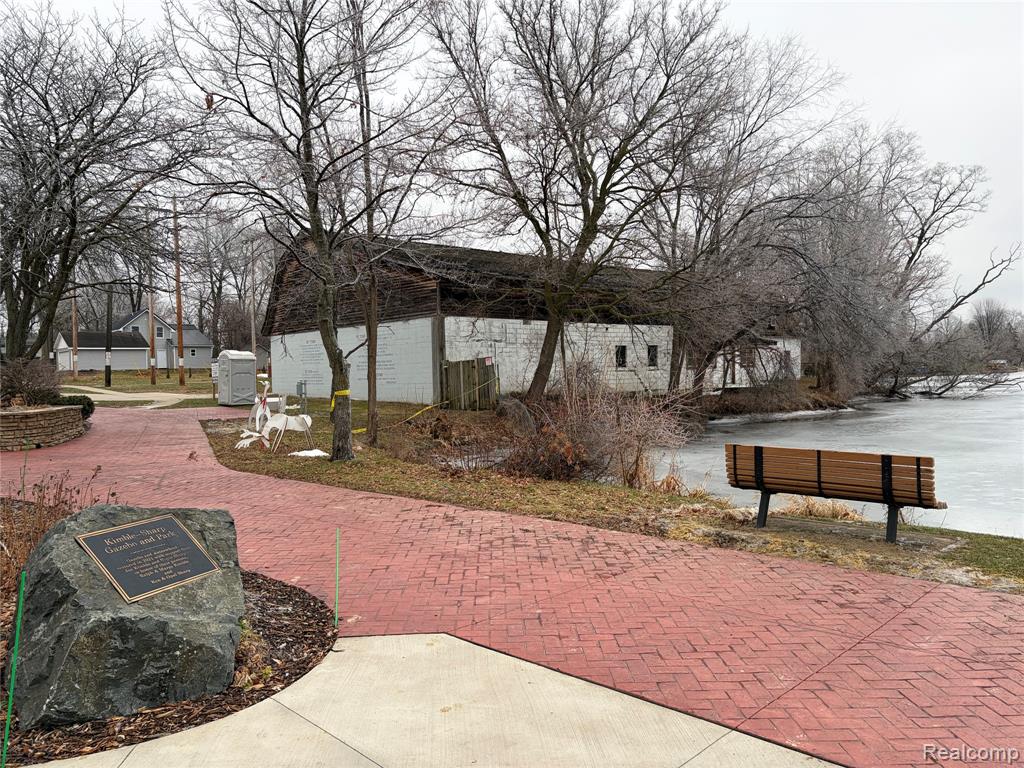 112 Mill Street — photo