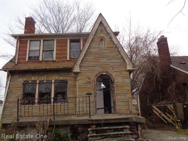 5776 Lakeview Street — photo