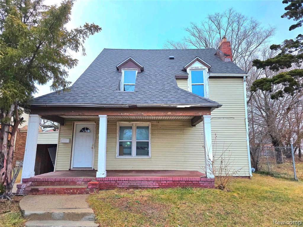 15384 Kentucky Street — photo