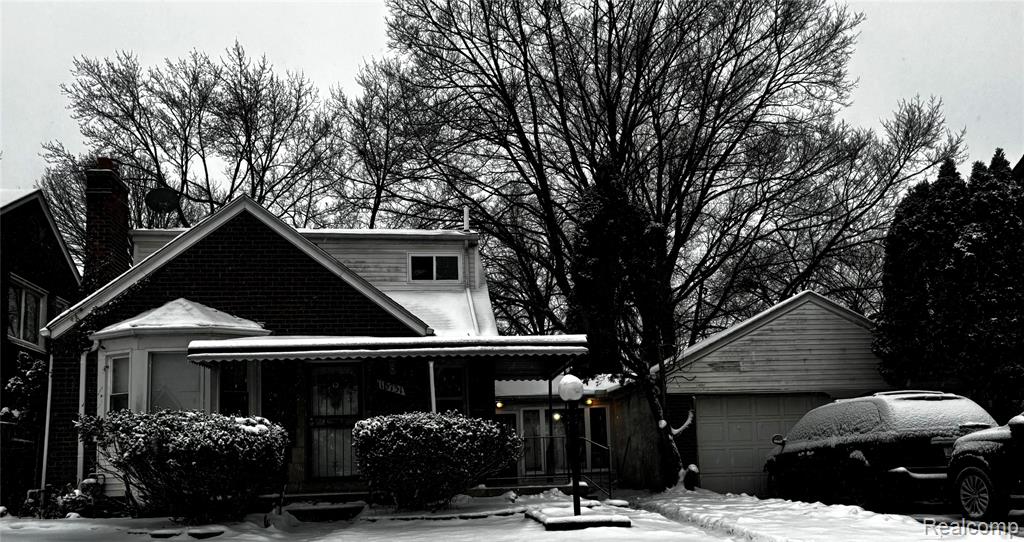 13731 Castleton Street — photo