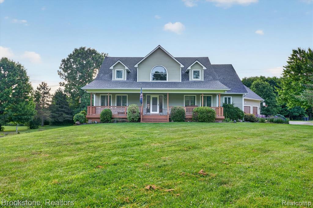 5163 Country Squire Road — photo