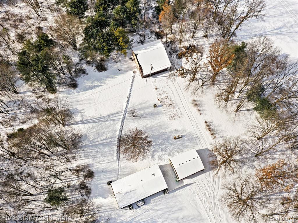 2185 Armond Road, Howell, MI 48855 — photo 2