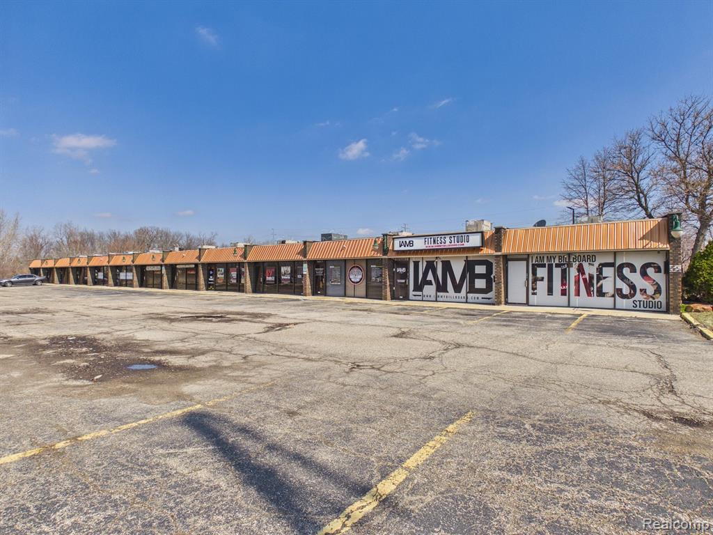 4067 E Court Street — photo