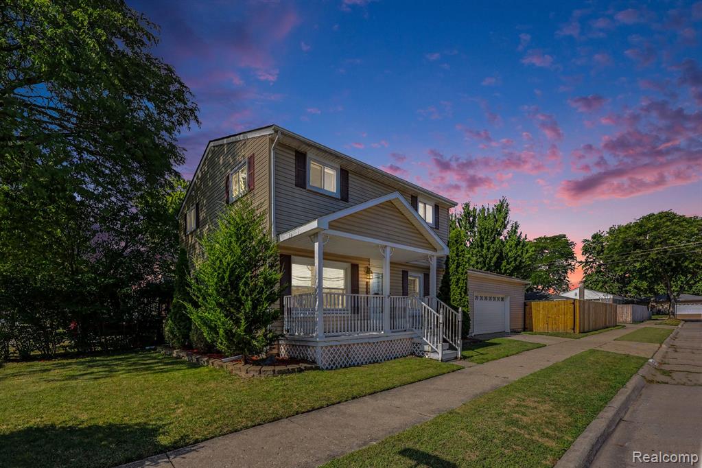 23225 Elaine Street — photo