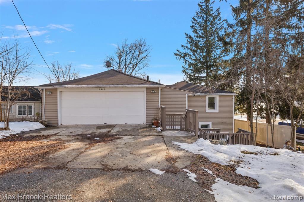 2940 Steeple Hill Road — photo