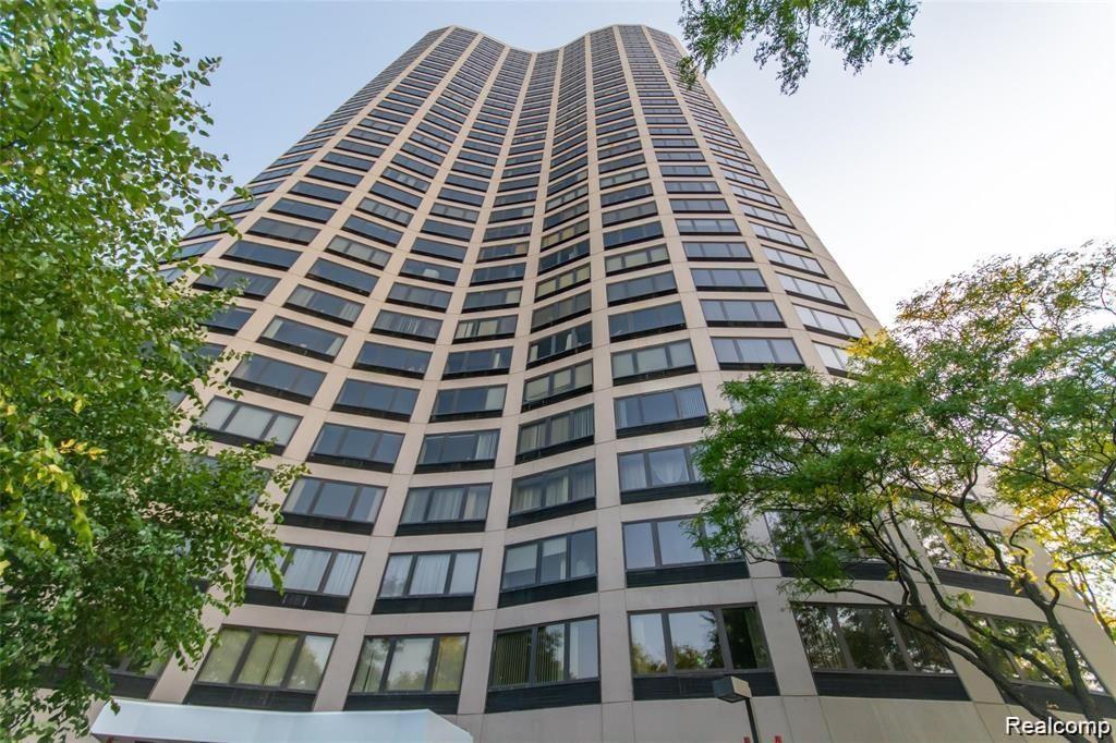 5000 Town Center 1503 — photo