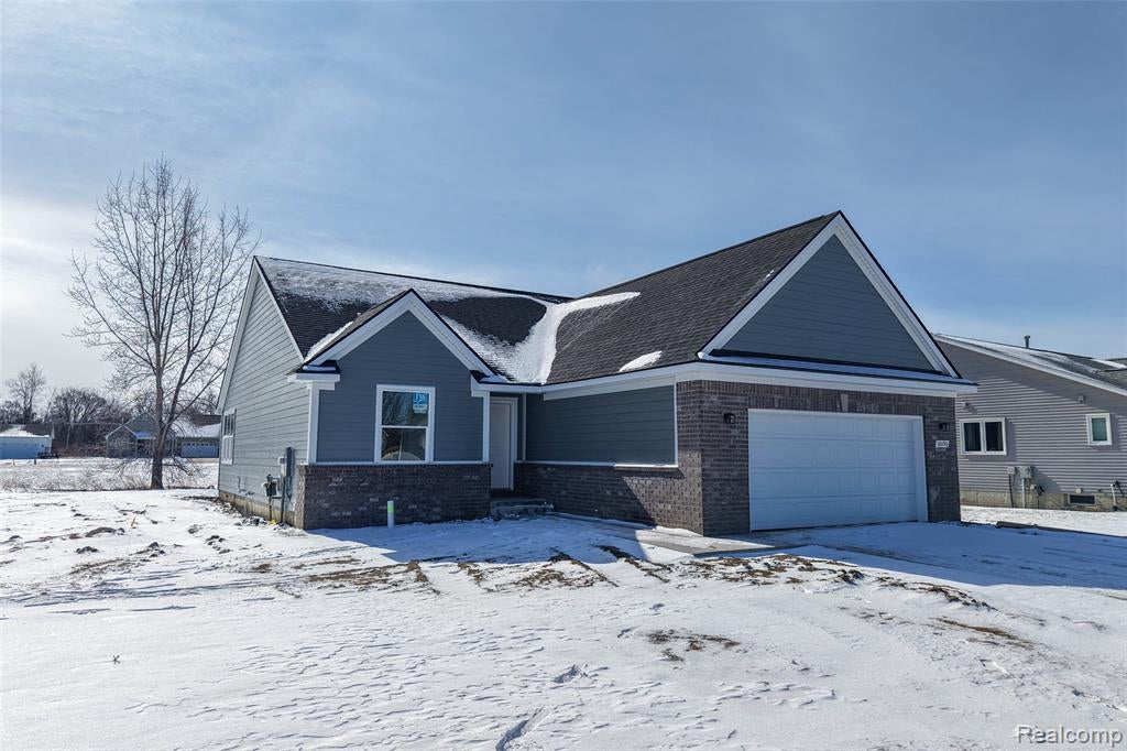 10190 Hunt Drive — photo