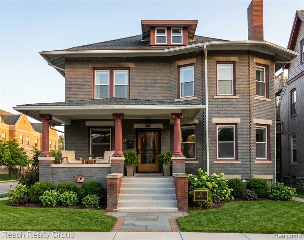 324 Eliot Street — photo