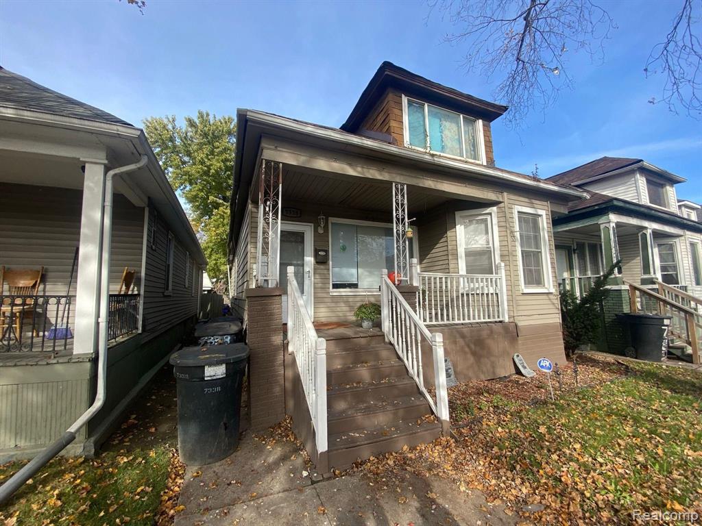 7338 Waldo Street — photo