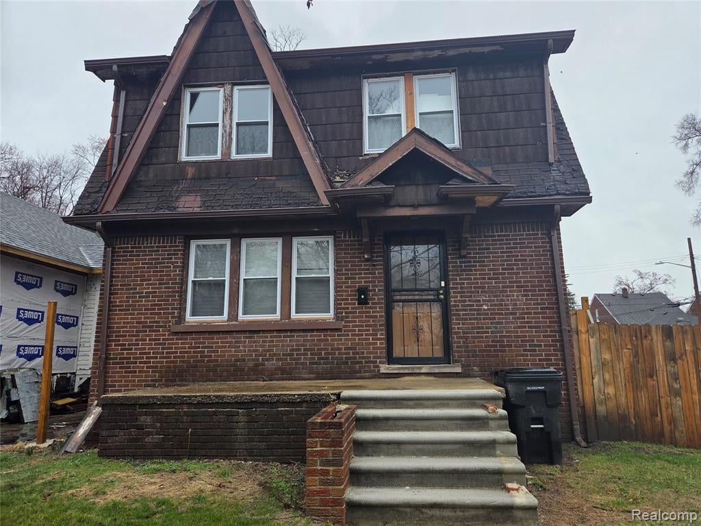 15700 Mark Twain Street — photo