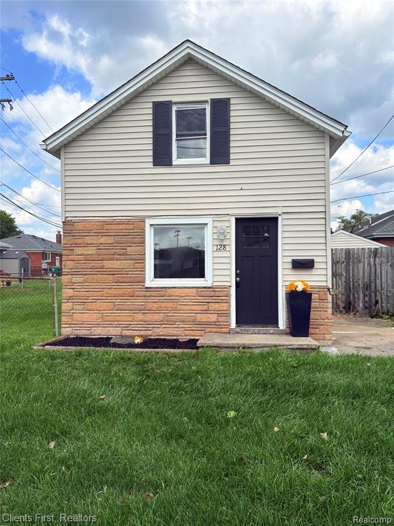 128 Henry Ruff Road, Garden City, MI 48135 — photo 2