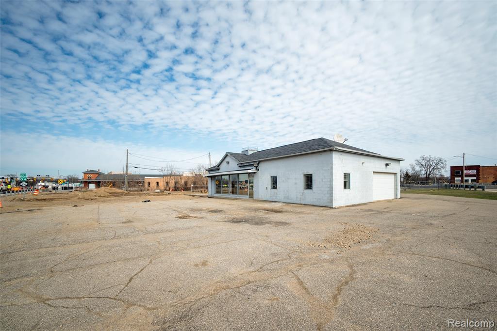 301 S Cooper Street — photo