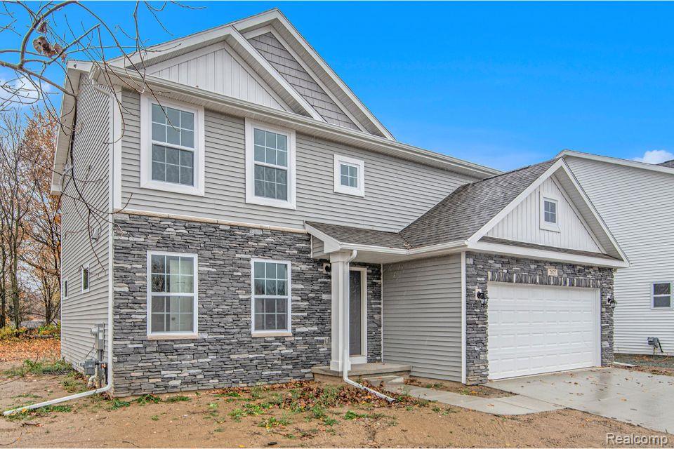 2110 Stillwater Drive — photo