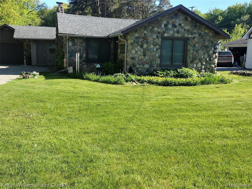 3145 Krafft Road — photo