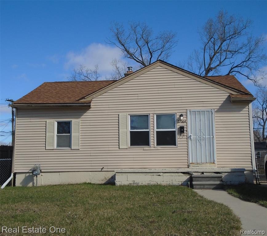 27064 Notre Dame Street — photo