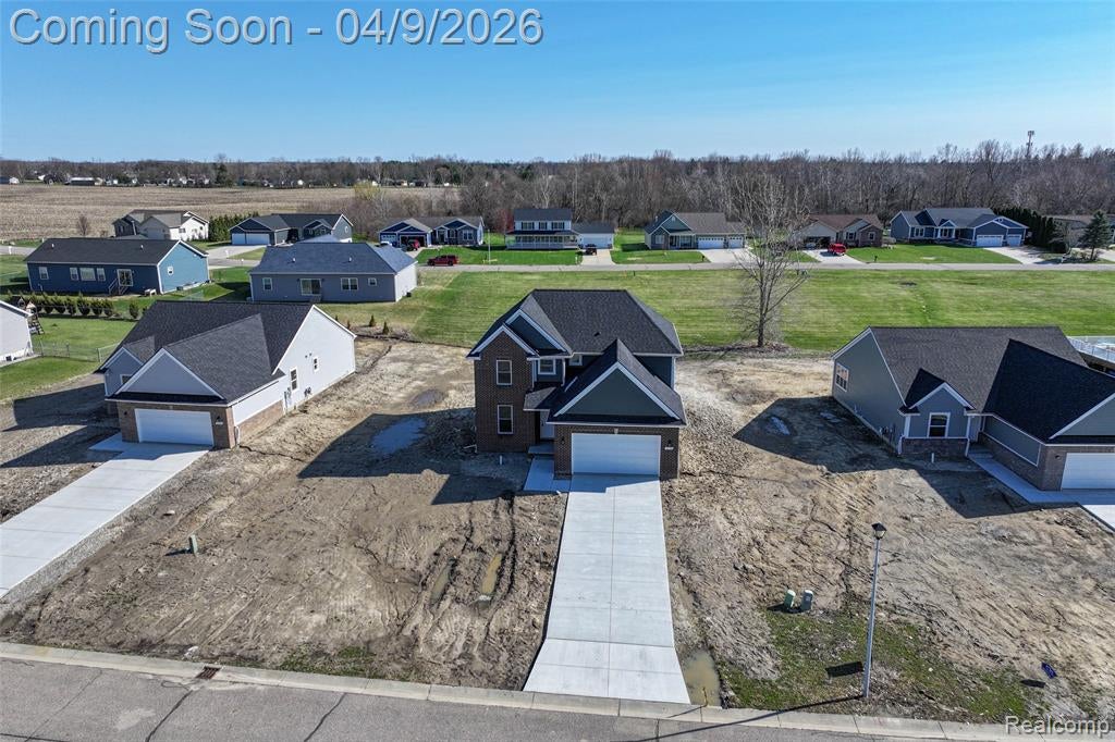 10198 Hunt Drive — photo