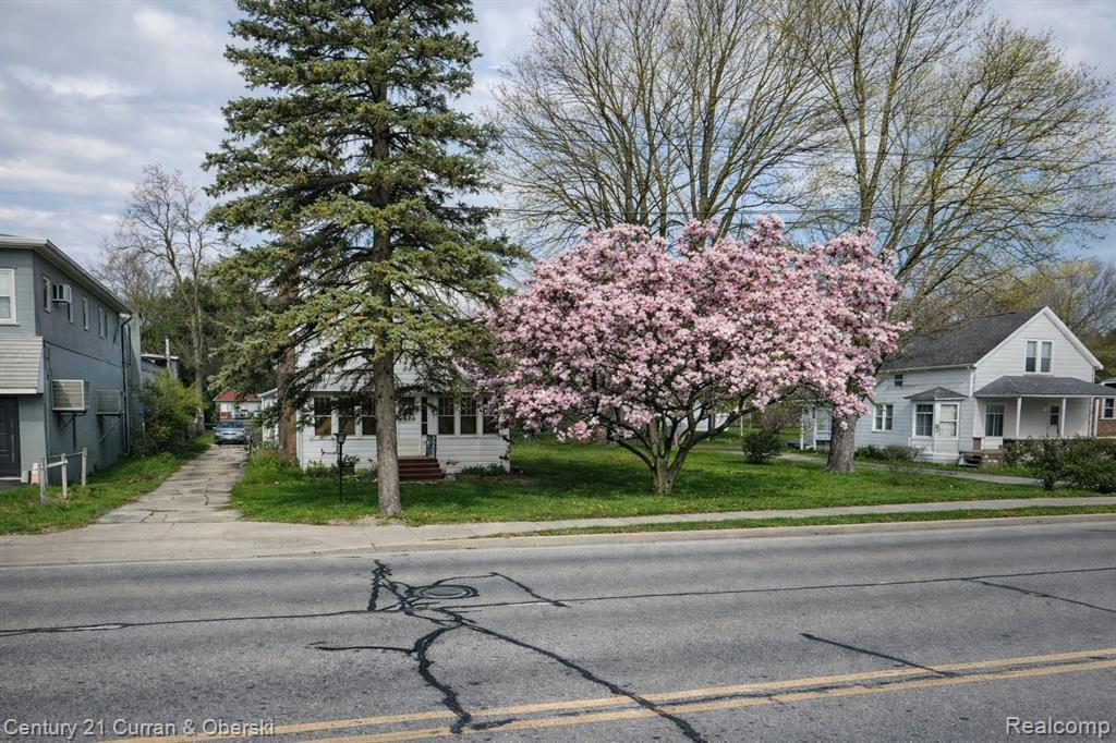 1027 N Leroy Street — photo