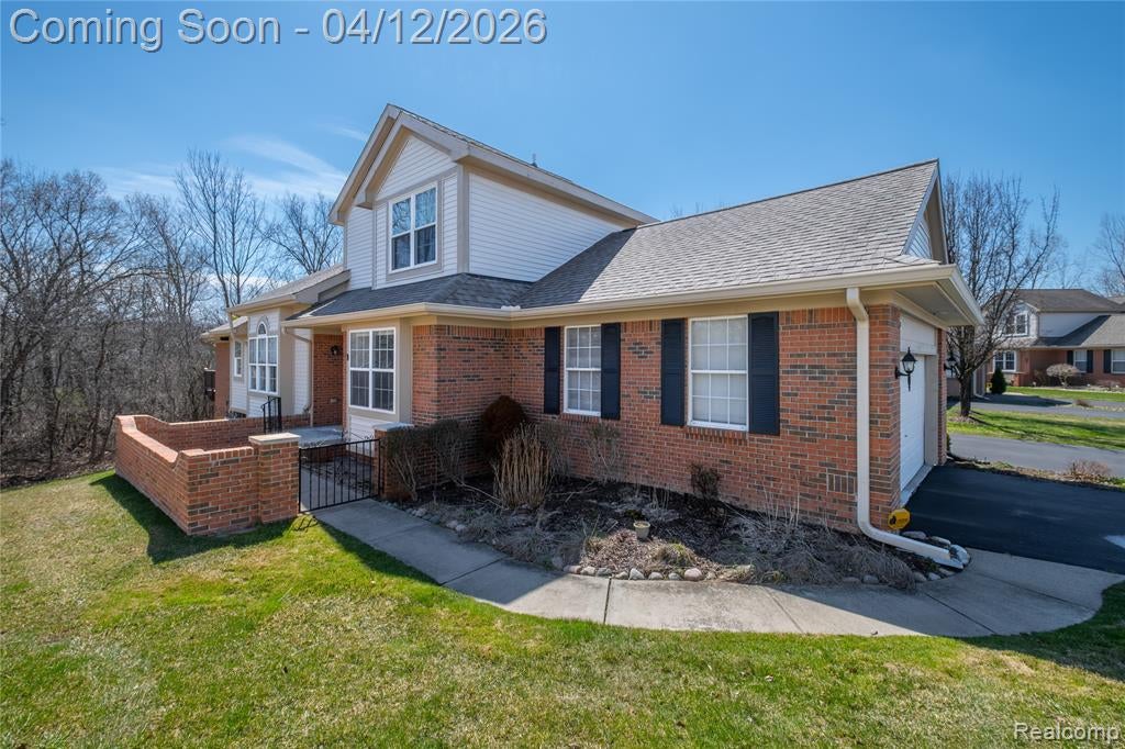 10381 Champions Circle — photo