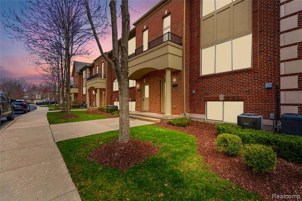 53106 Celtic Drive — photo