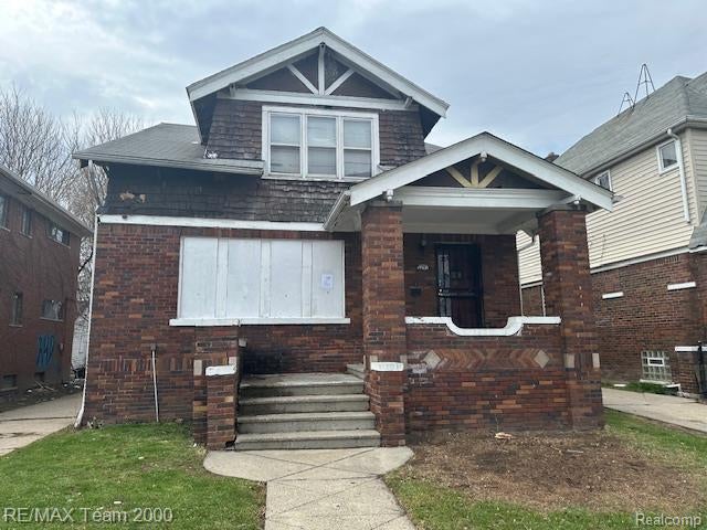 5291 Lakewood Street — photo