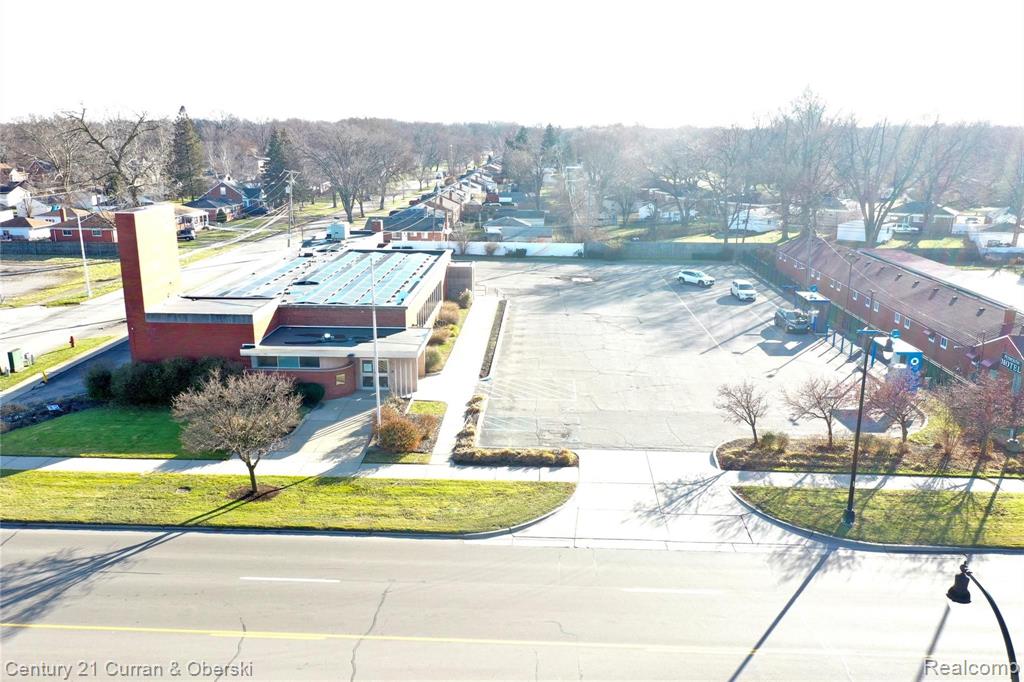 27901 Plymouth Road — photo