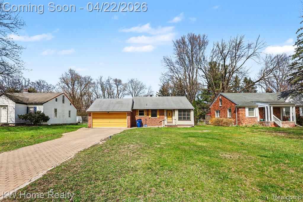 26932 W 6 Mile Road — photo