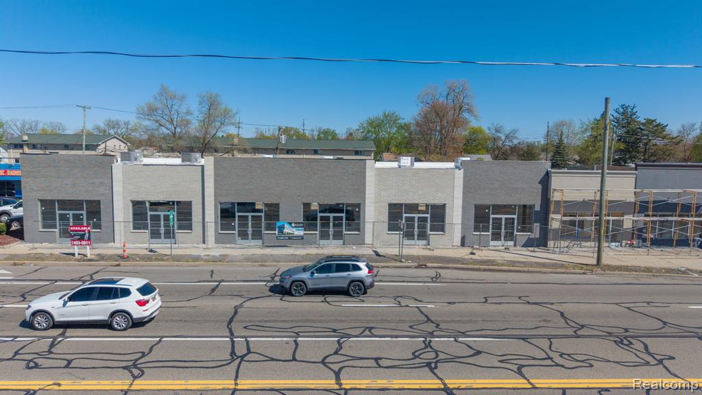 31268 Ford Road — photo