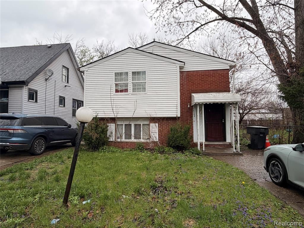 14622 Washburn Street — photo