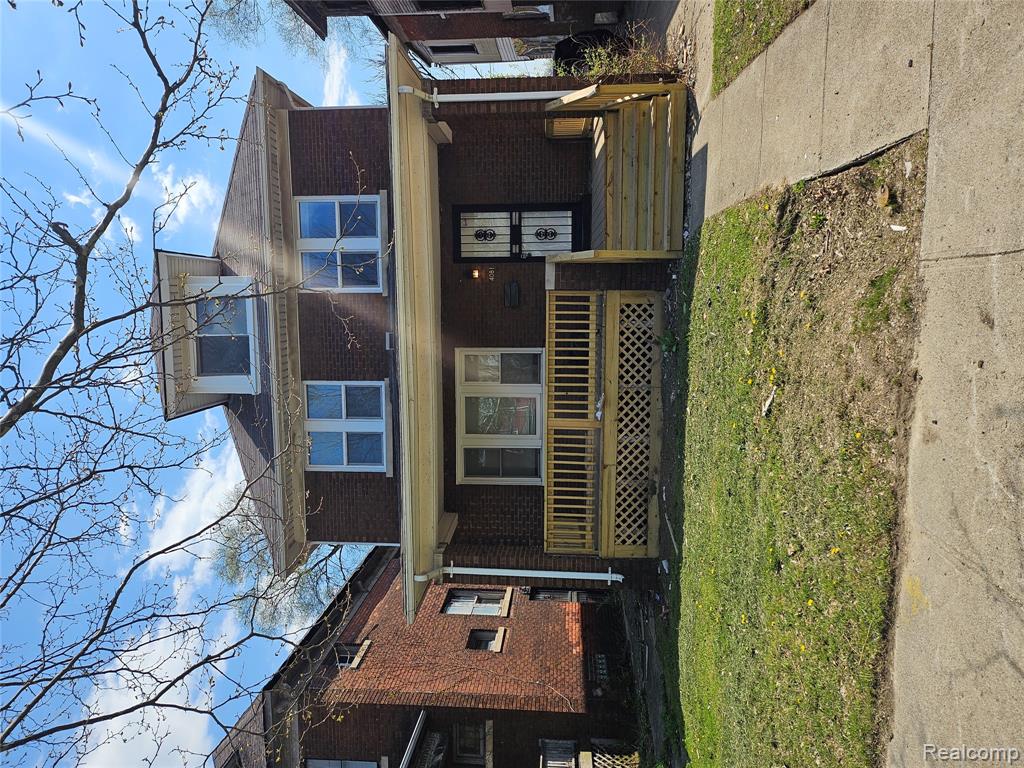 4081 Montgomery Street — photo