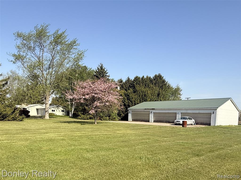 2100 W Sanilac Road — photo