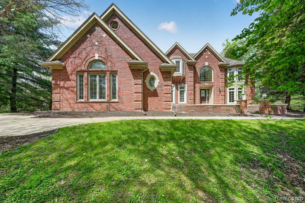 22293 Brockshire Street — photo