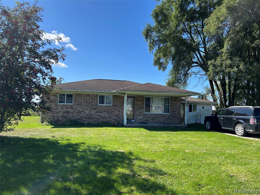16401 Almont Road — photo