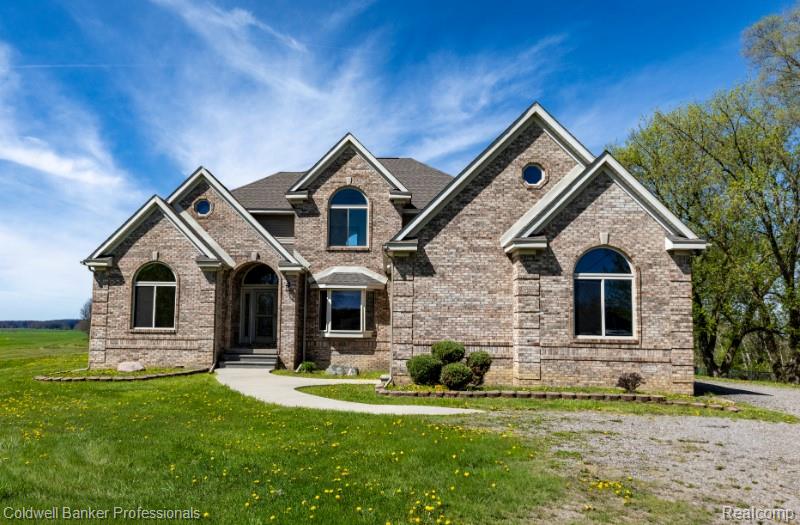 11171 Lapeer Road — photo