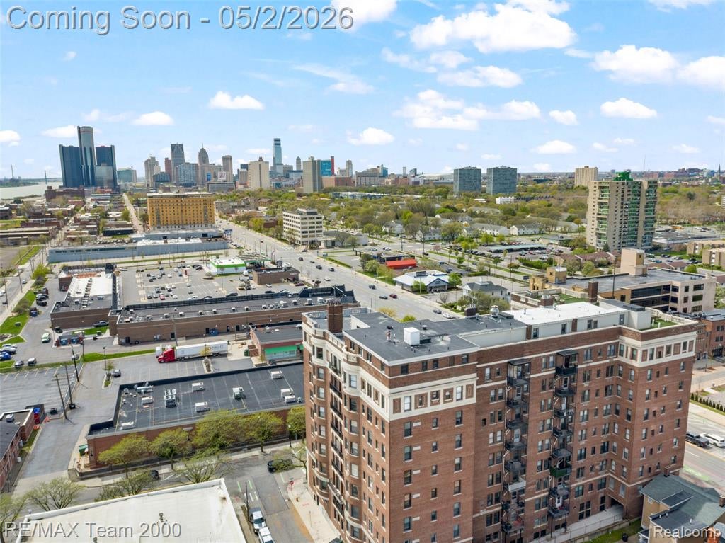 2900 E Jefferson Avenue 61-C8 — photo