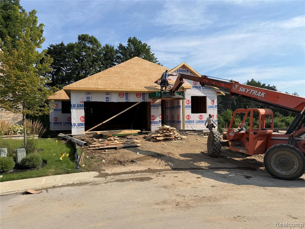 47472 Verona Court — photo