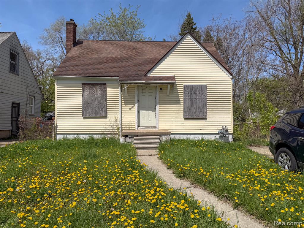 12441 Lansdowne Street — photo