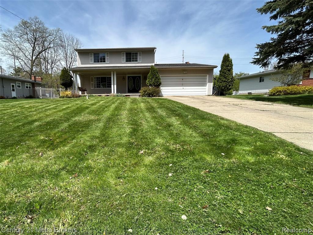 1124 Trotwood Lane — photo
