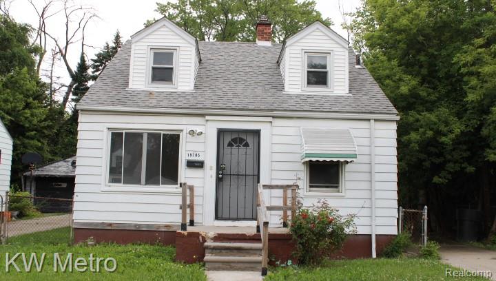 19205 McCormick Street — photo
