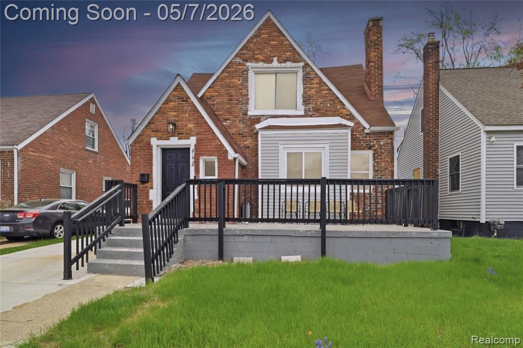 21412 Reimanville Avenue — photo