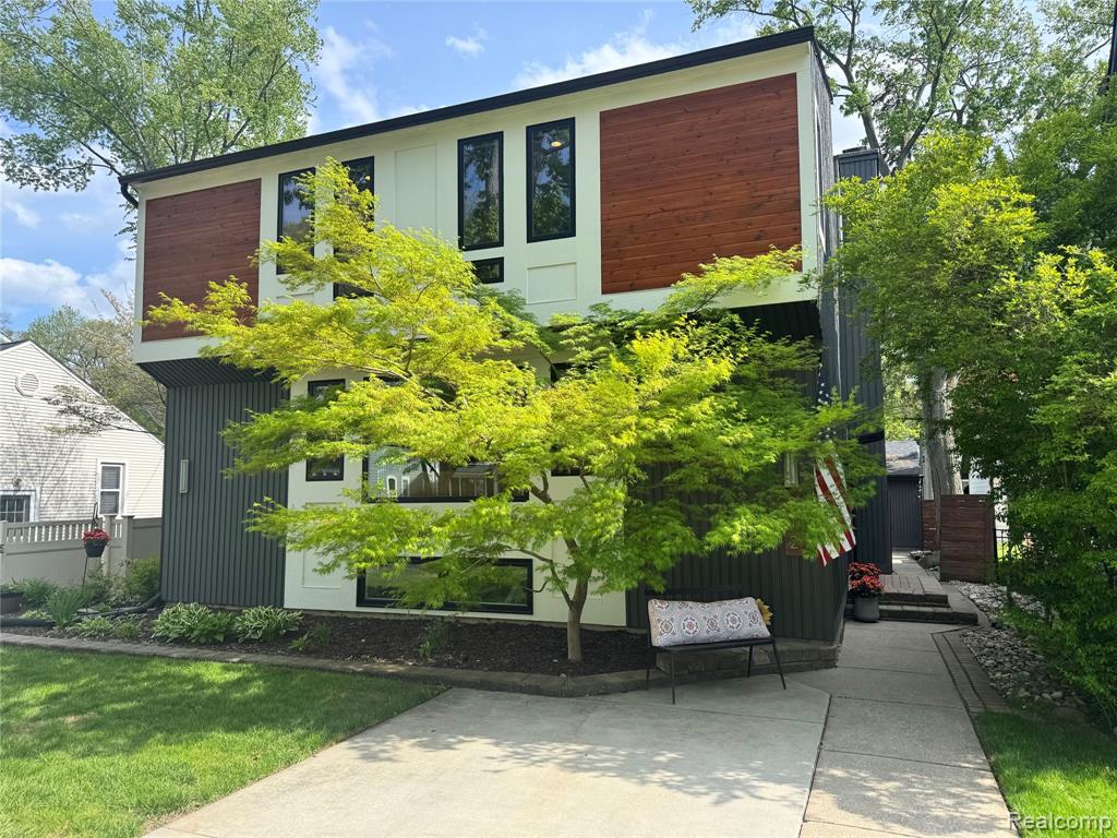 312 Terry Avenue, Rochester, MI 48307 — photo 2