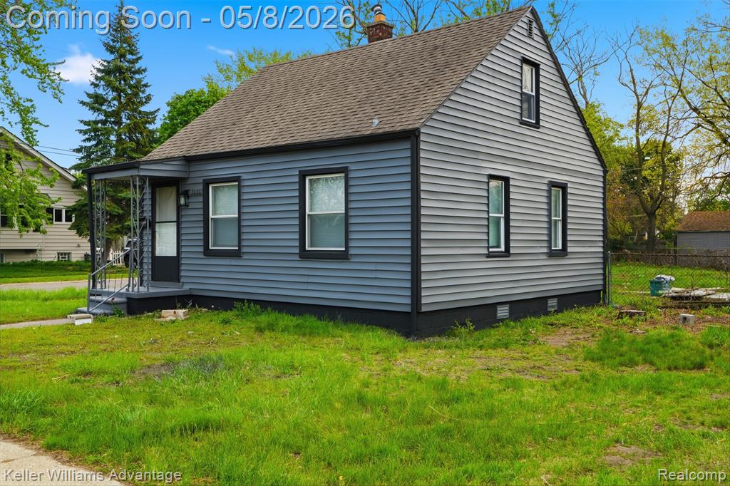 3060 Minerva Street — photo