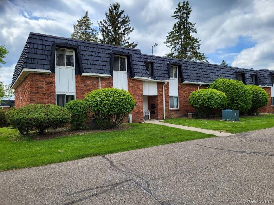1844 Colonial Village Way 3 — photo