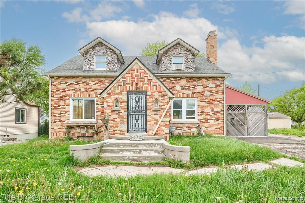 1410 W Atherton Road — photo