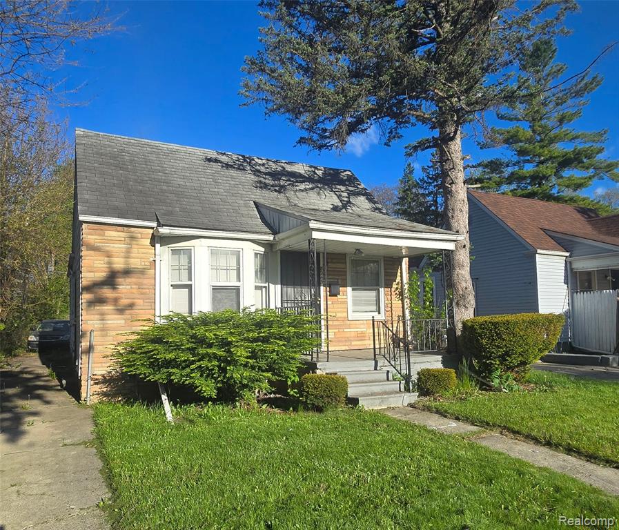 8245 Brace Street — photo